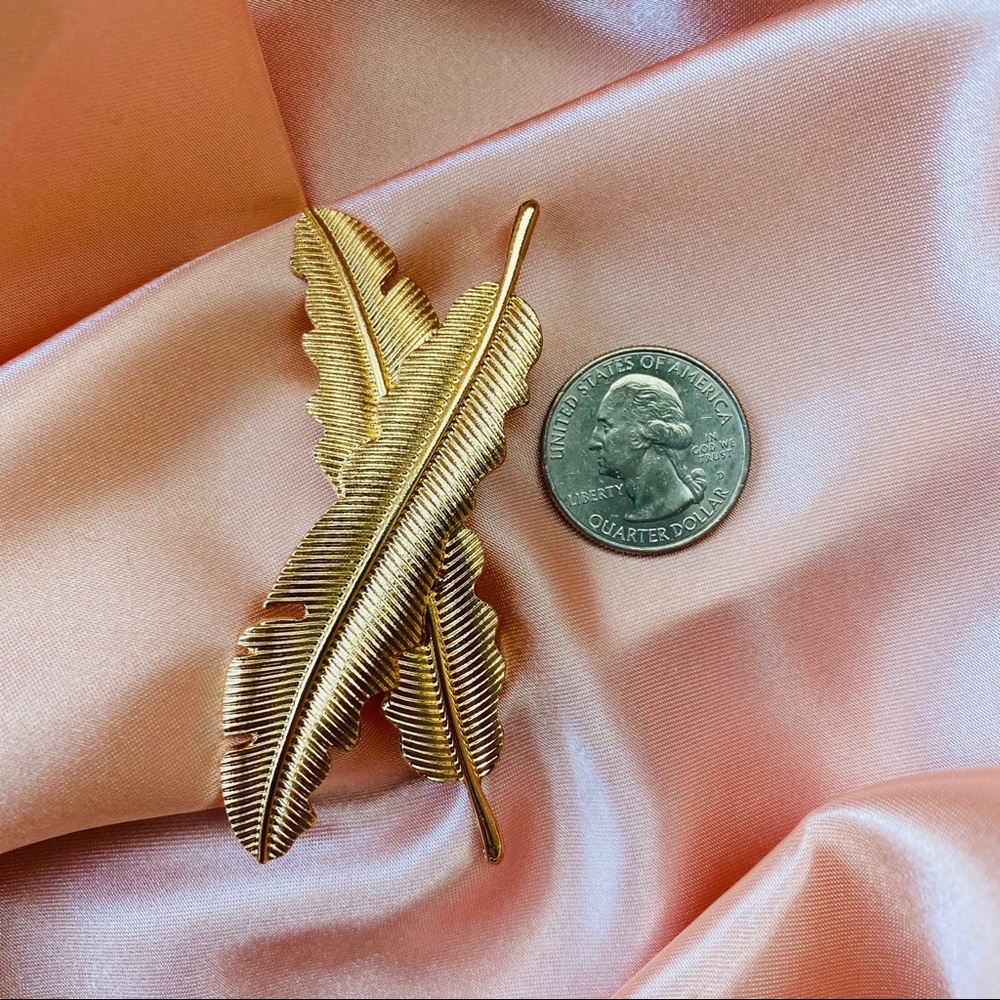 💕Last one Golden Feather Hair Clip Pin Barrette - Picture 4 of 10